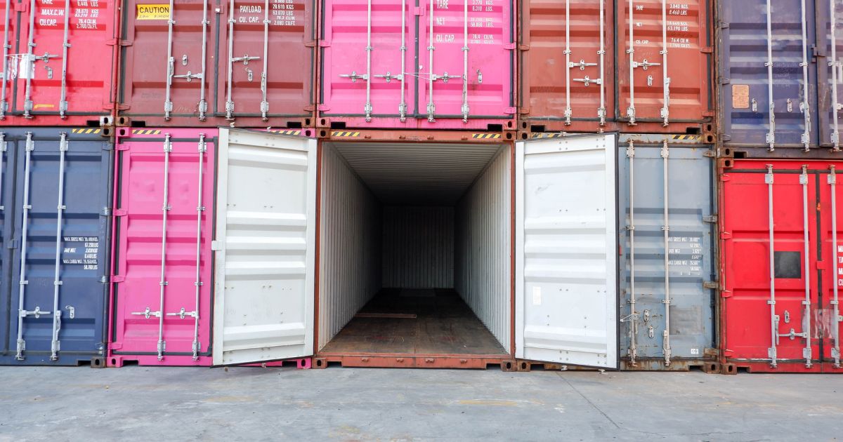 Modular Units vs. Shipping Containers: Which To Choose?
